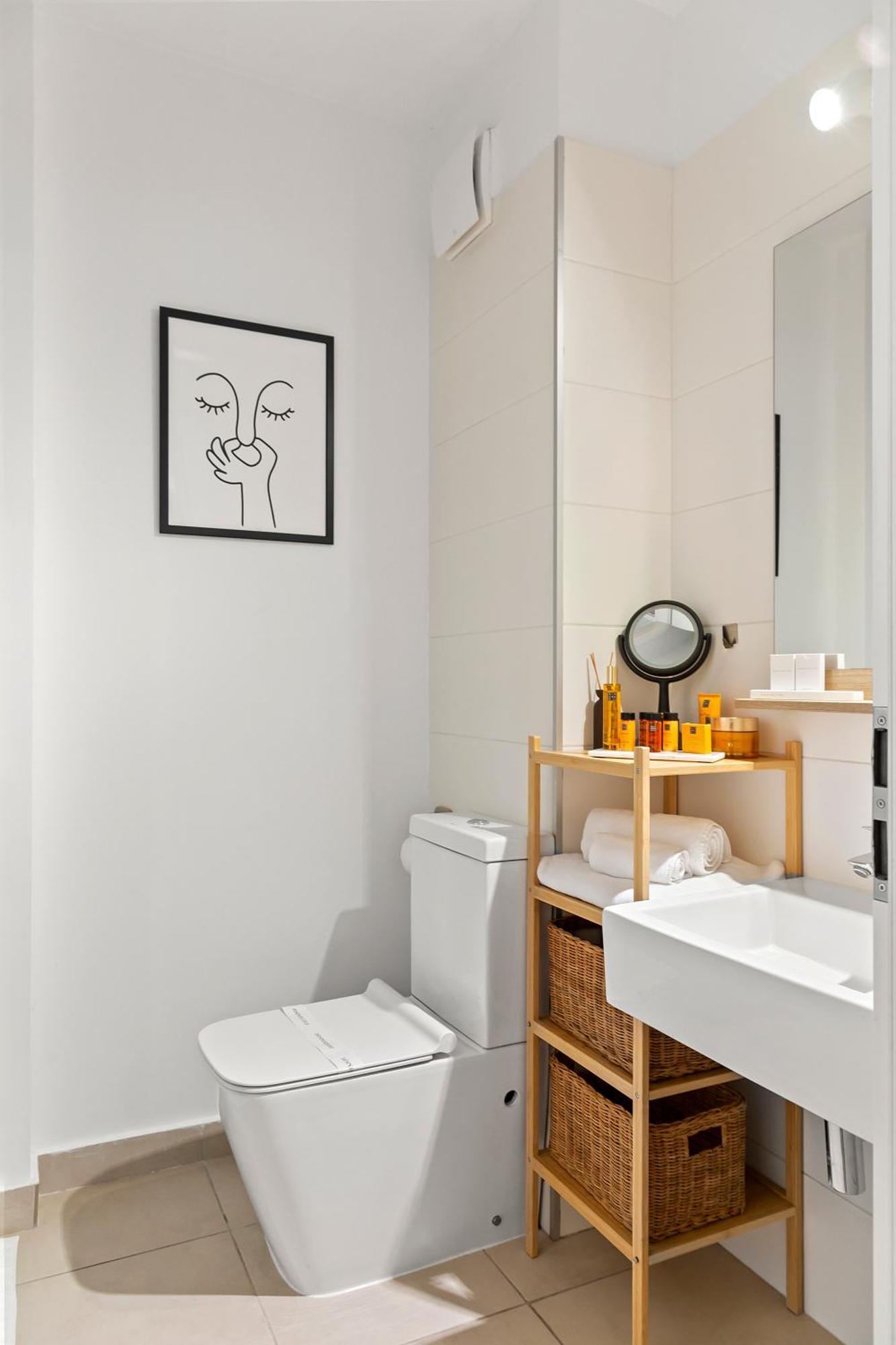 Mido Park Apartment With Private Parking & Self Check-In Бухарест Экстерьер фото