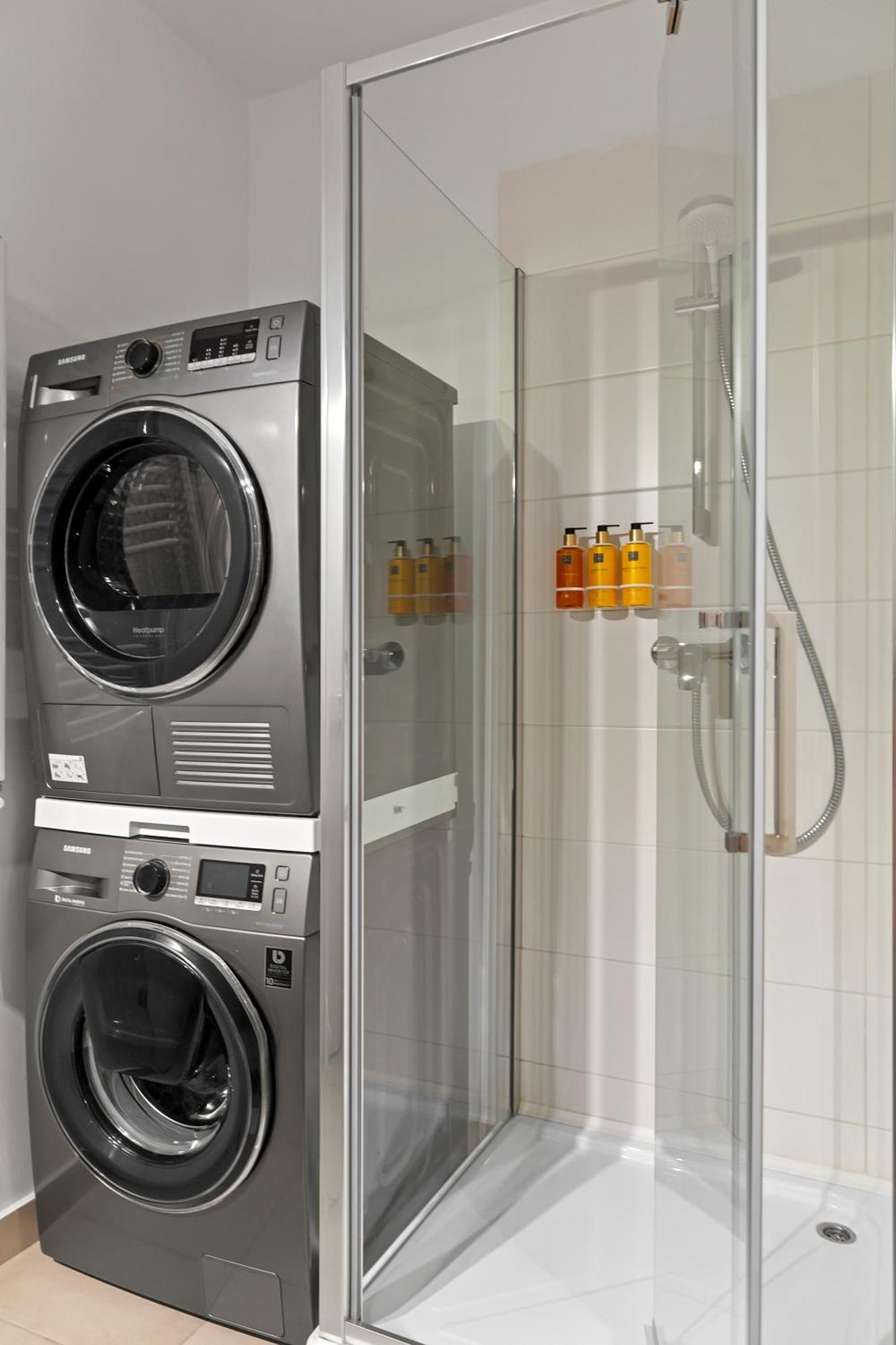 Mido Park Apartment With Private Parking & Self Check-In Бухарест Экстерьер фото